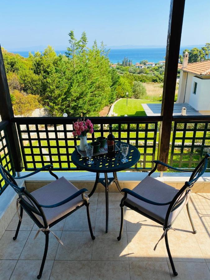 Detached Villa With Sea View Hanioti Eksteriør billede